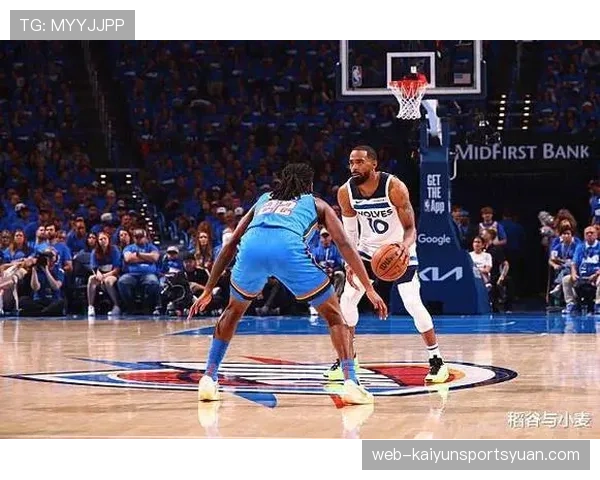 康利无球跑动改变防守布局，提升爵士进攻效率